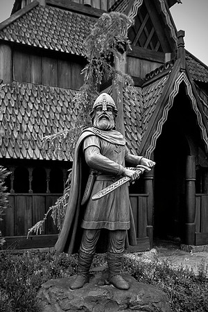 Viking - Statue