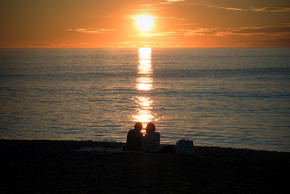 Ocean Sunrise - Couple