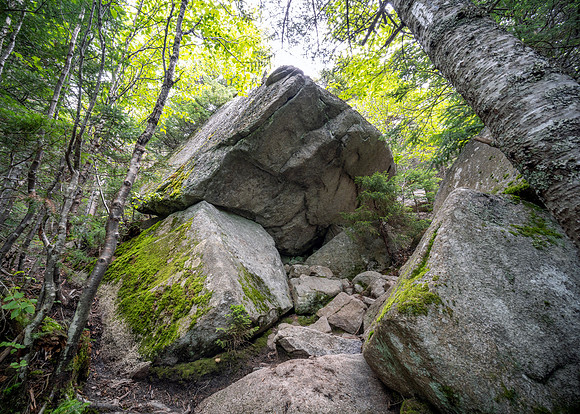 Hunt Trail - Boulder - Mount Katahdin