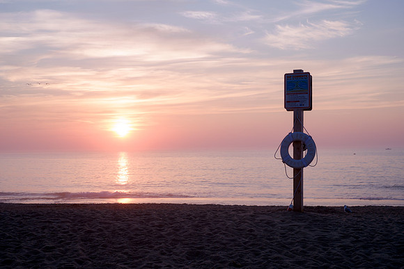 Beach Sunrise - Pink & Blue