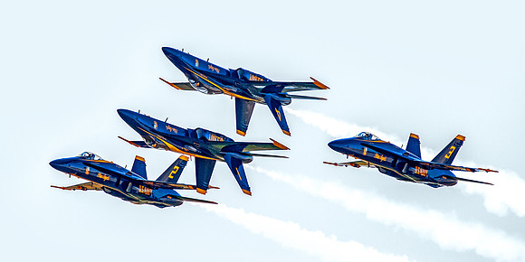 Blue Angels - In Formation