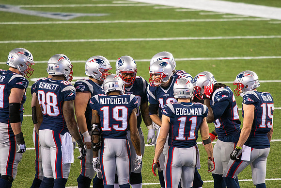 Tom Brady - Huddle 2017 AFC Championship Game