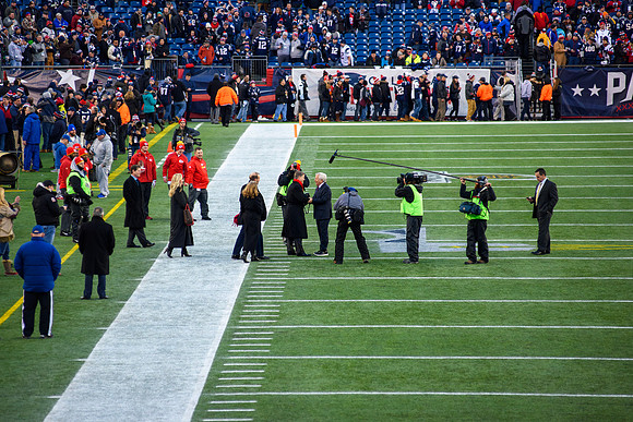 Robert Kraft & Clark Hunt - 2015 AFC Divisional Playoff Game
